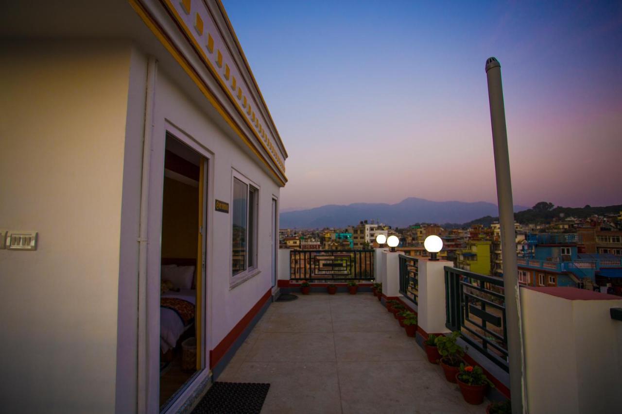 Blue Mountain Home Stay Kathmandu Exteriör bild